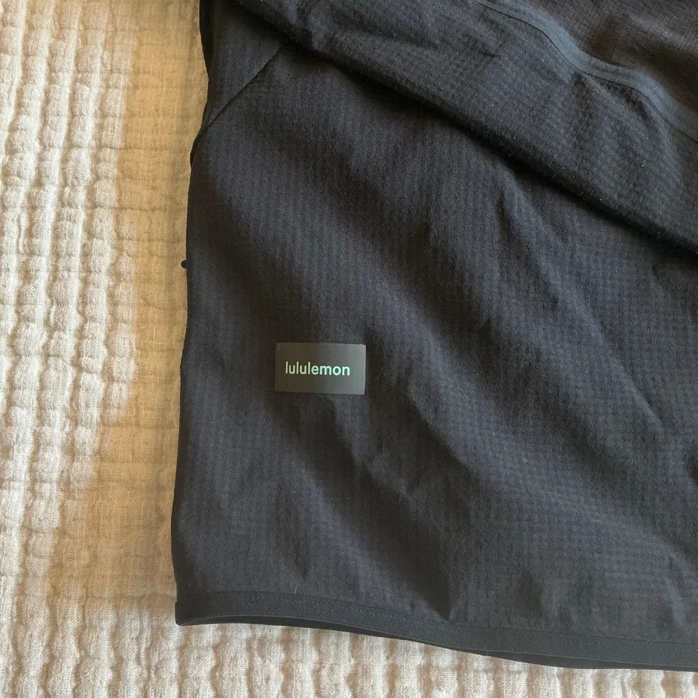 Lululemon Fleece Hiking Zip Up Jacket (Black, L) - Picture 5 of 6